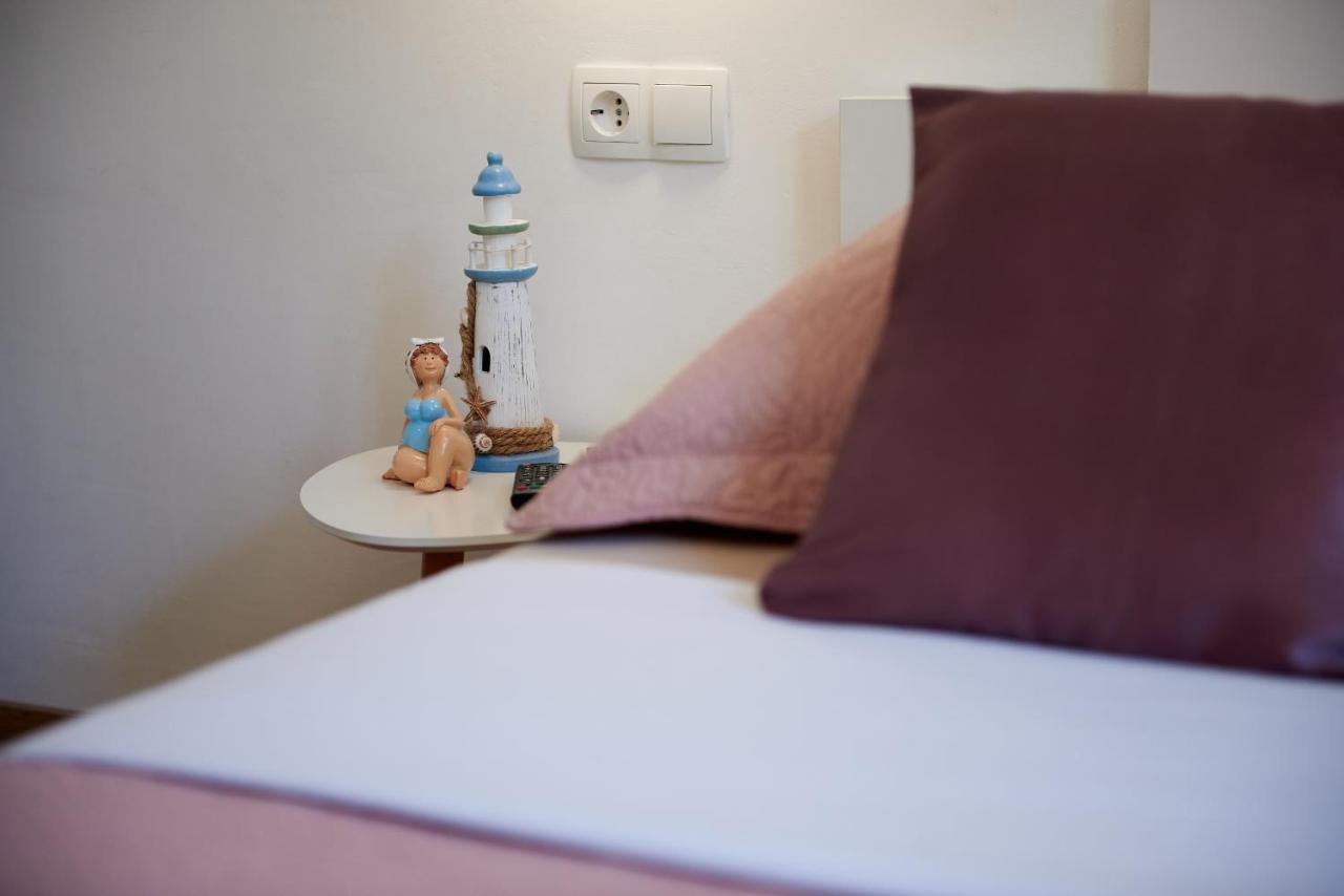 Rooms Antonio トロギール エクステリア 写真