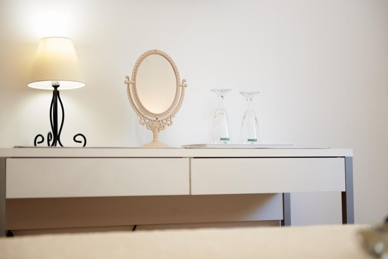 Rooms Antonio トロギール エクステリア 写真